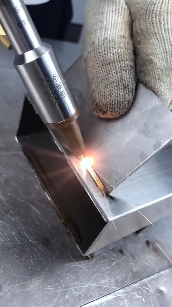 Laser Welding Machine